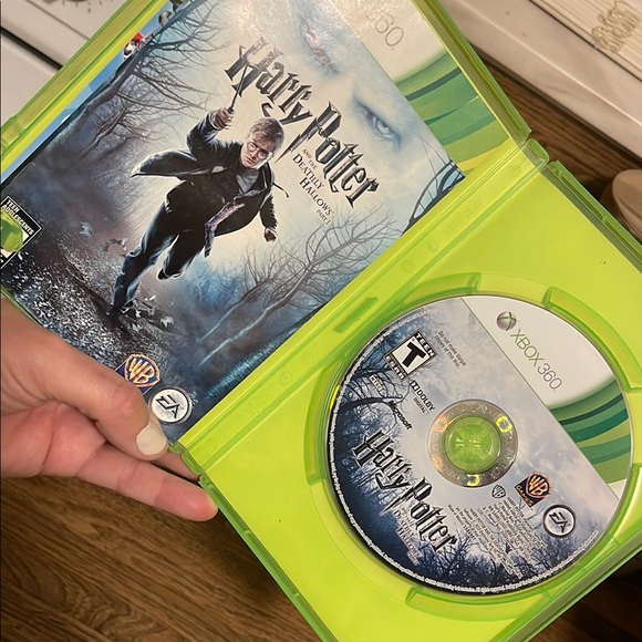 Green Video Games & Consoles - Picture 4 of 7